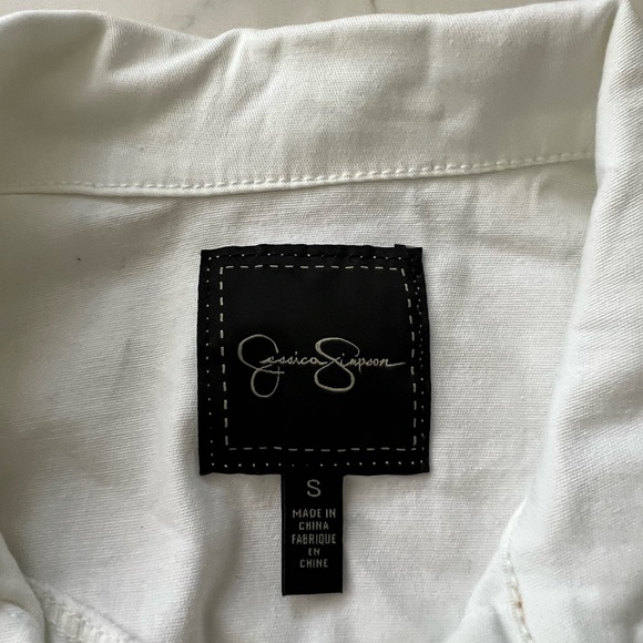 Women’s White Denim Jacket size small, 98% cotton - Picture 3 of 3